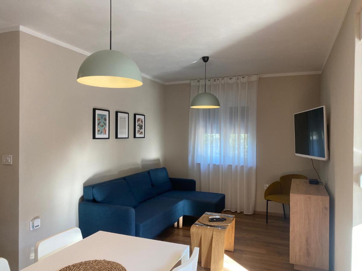 M Plus Residence Пинезичи Экстерьер фото