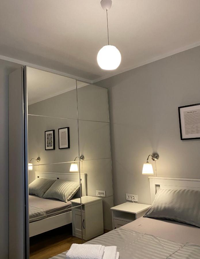M Plus Residence Пинезичи Экстерьер фото