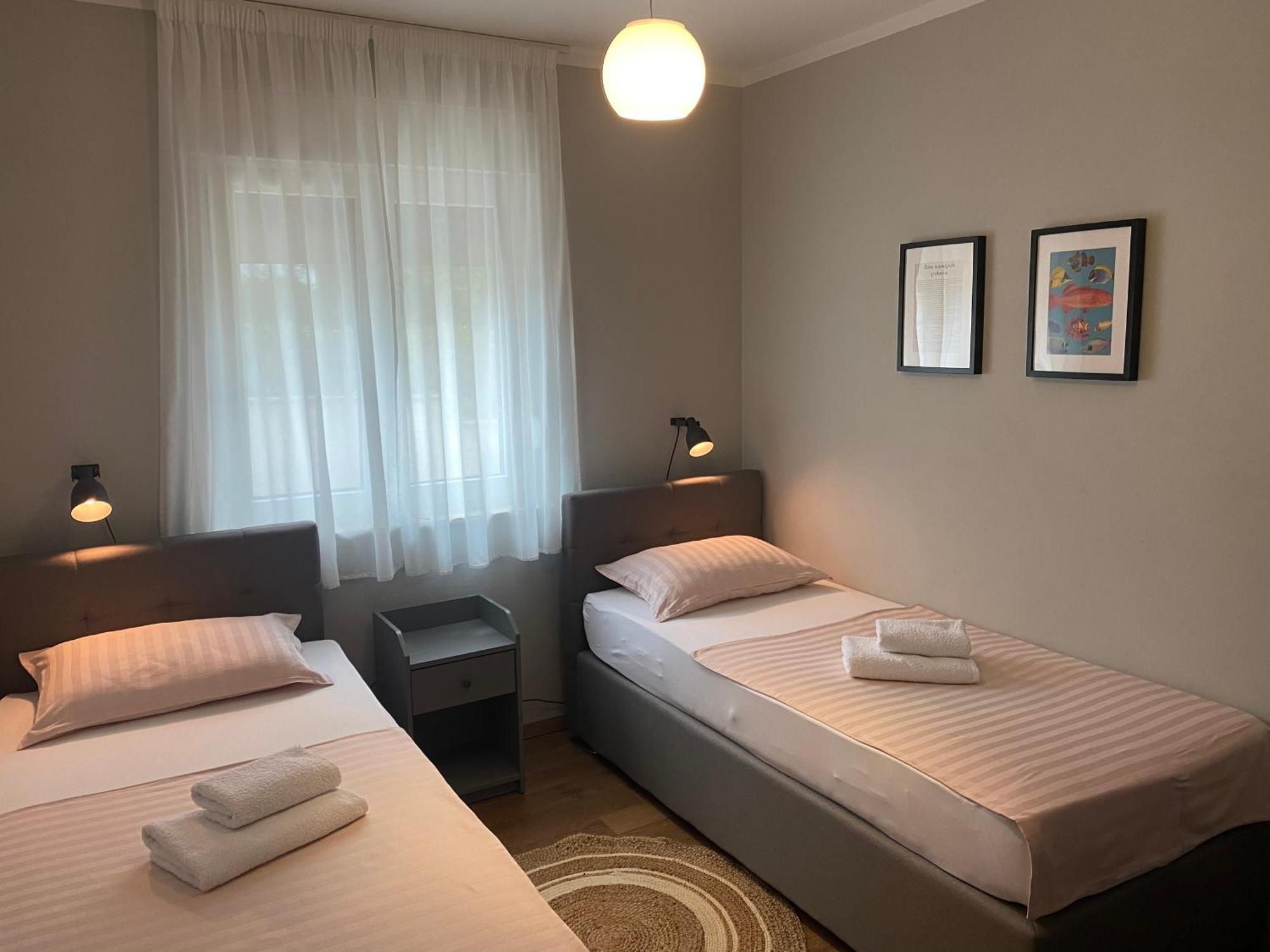 M Plus Residence Пинезичи Экстерьер фото